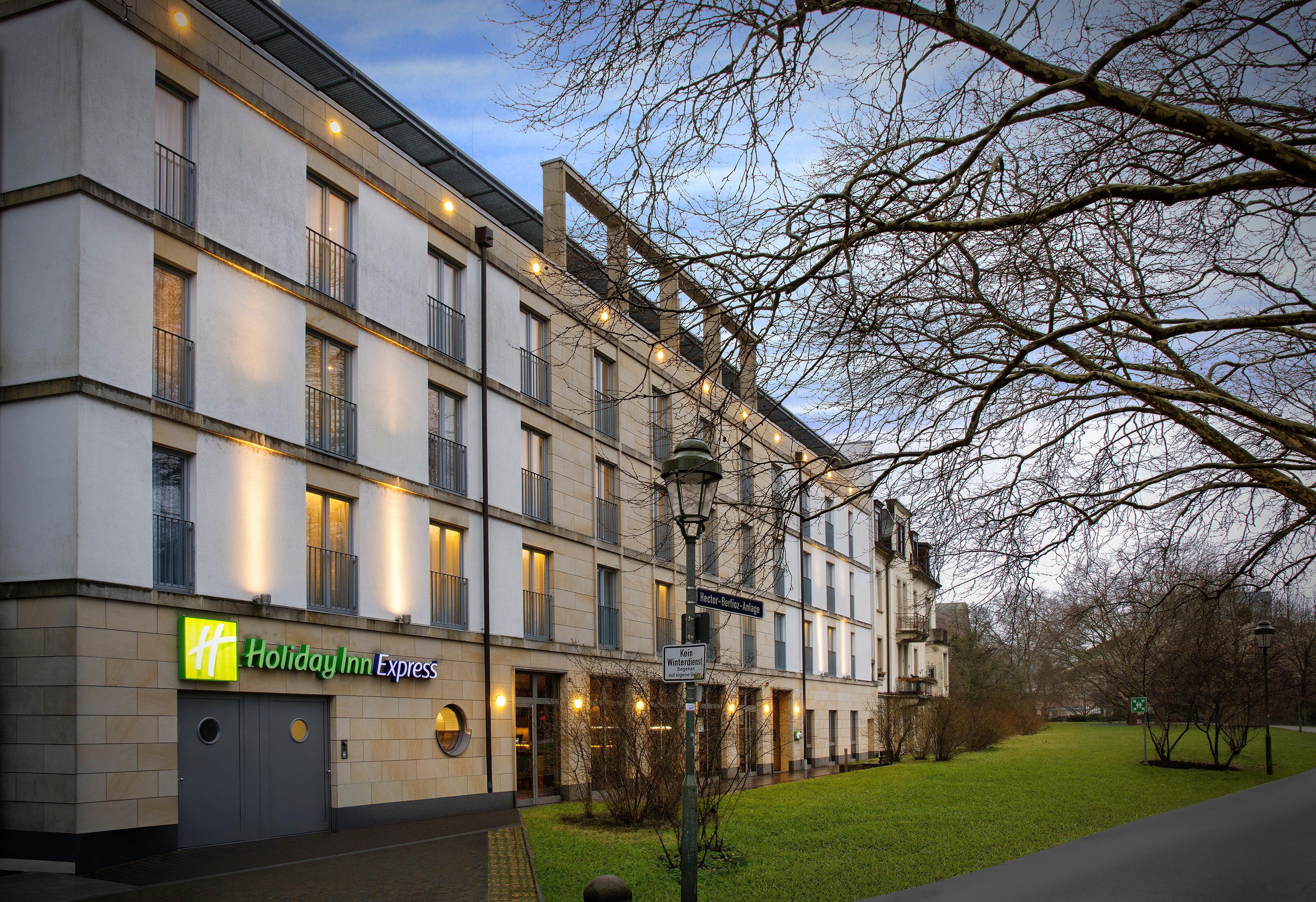 Holiday Inn Express Baden-Baden By Ihg Ngoại thất bức ảnh
