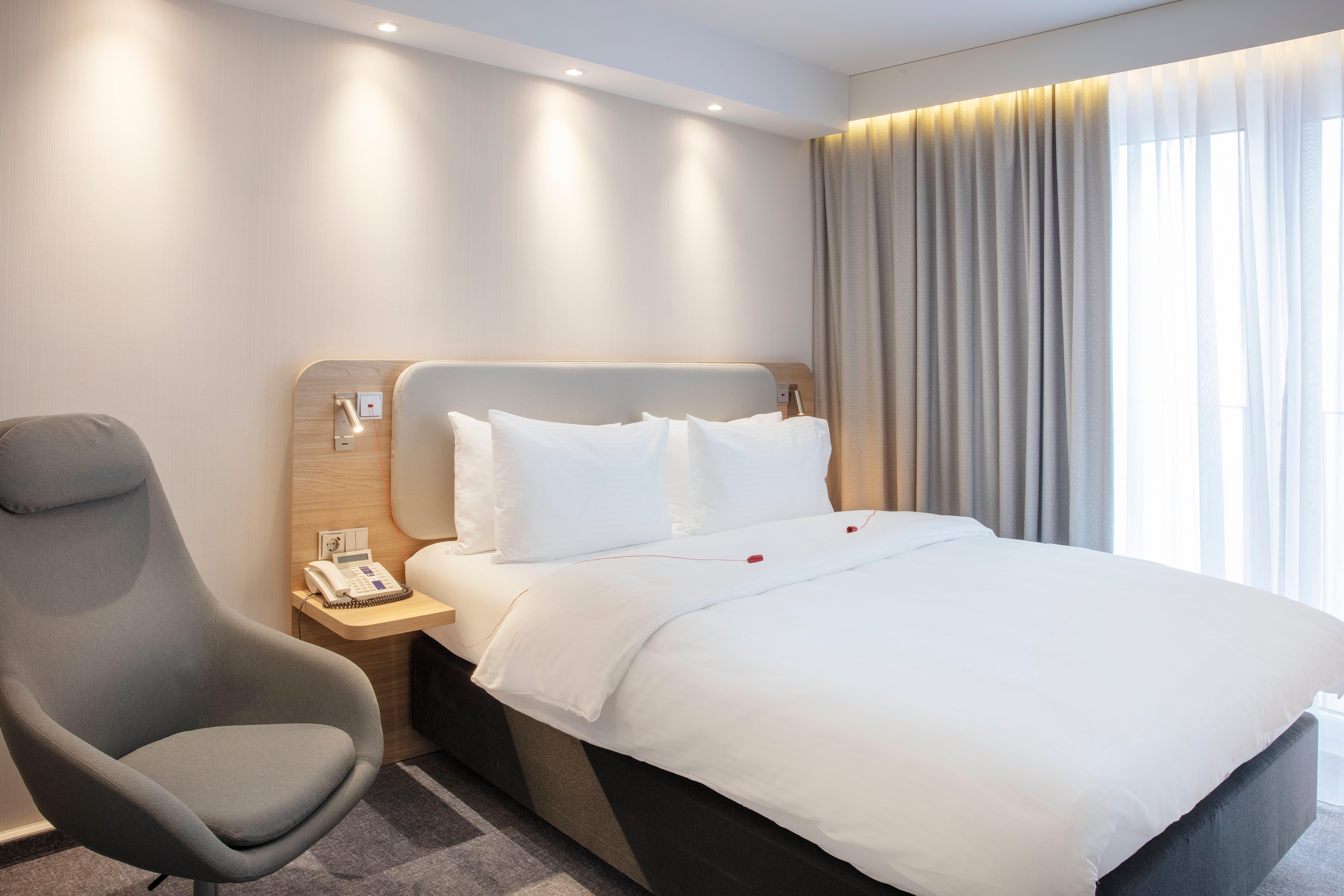 Holiday Inn Express Baden-Baden By Ihg Ngoại thất bức ảnh